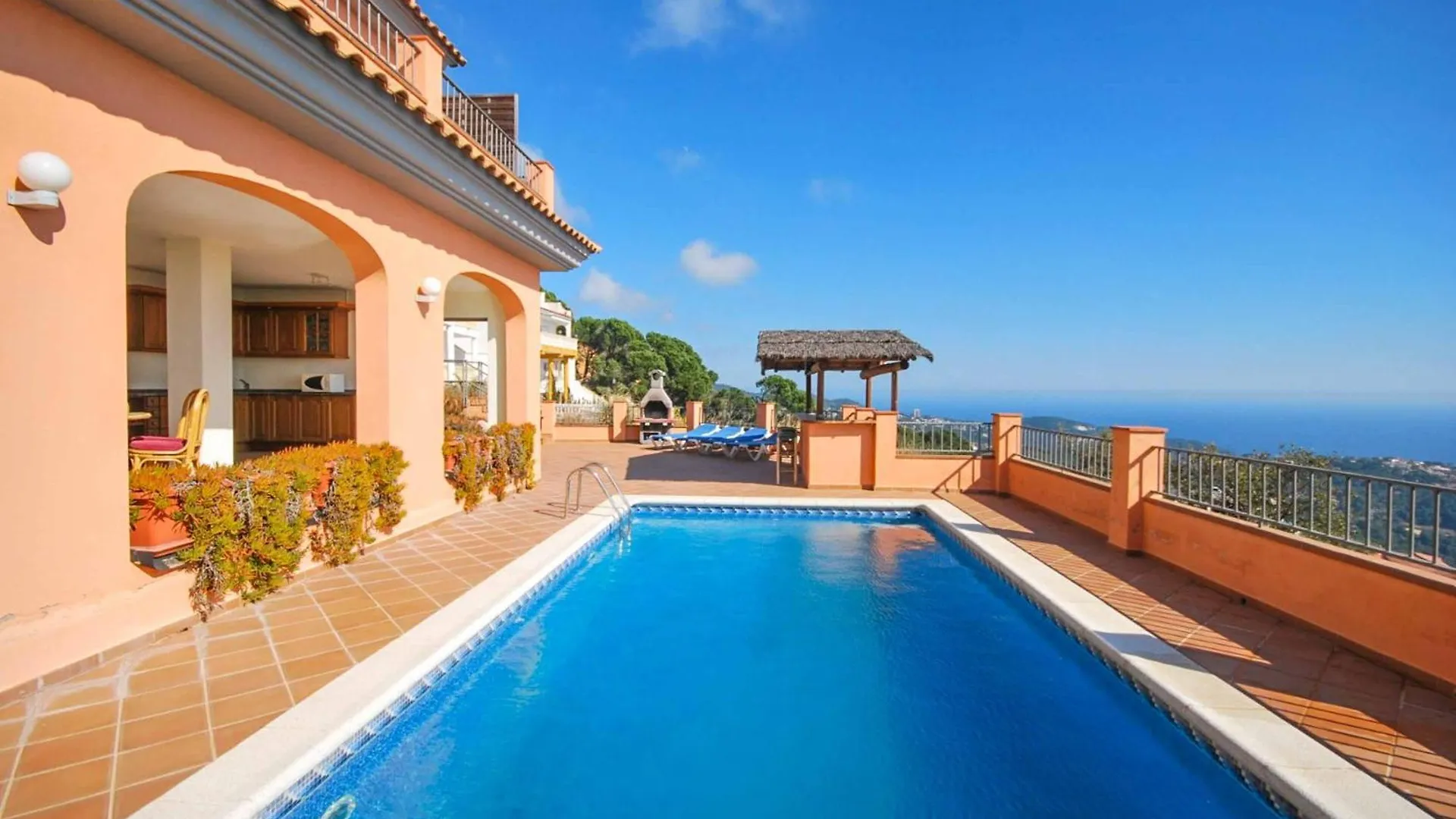 Villa Denise contacts